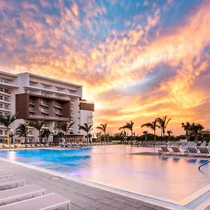 Resort Embassy By Hilton Aruba Palm Beach